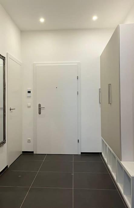 New Design Wohnung-Wien エクステリア 写真