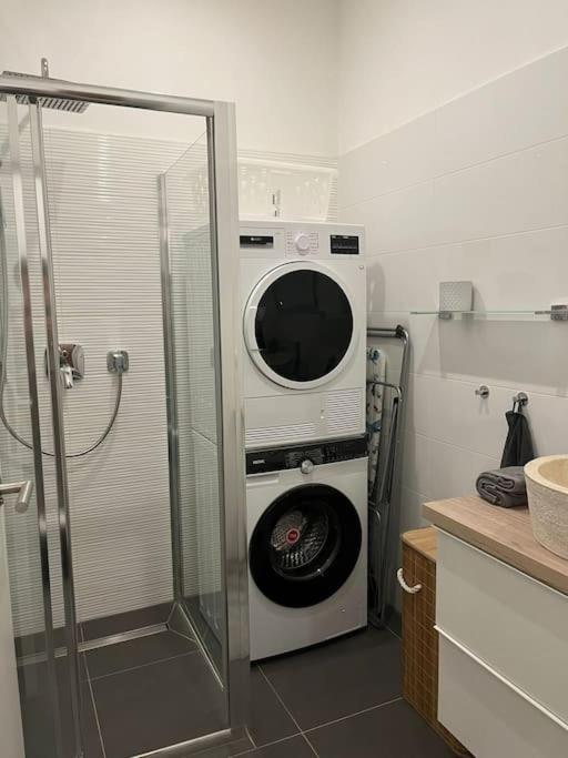 New Design Wohnung-Wien エクステリア 写真